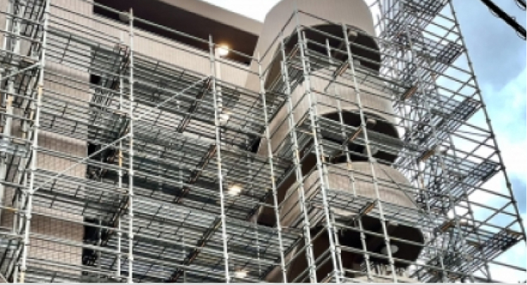 マンション 足場