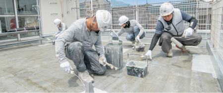 作業員の工事の様子